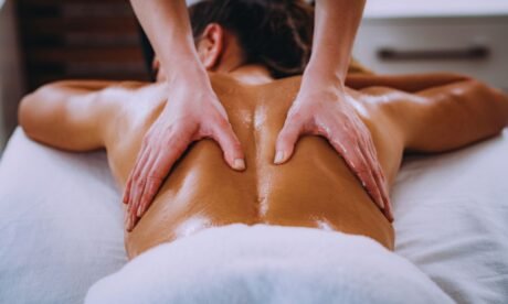 How Do I Become a Massage Therapist