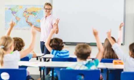 How Do You Become a Teaching Assistant