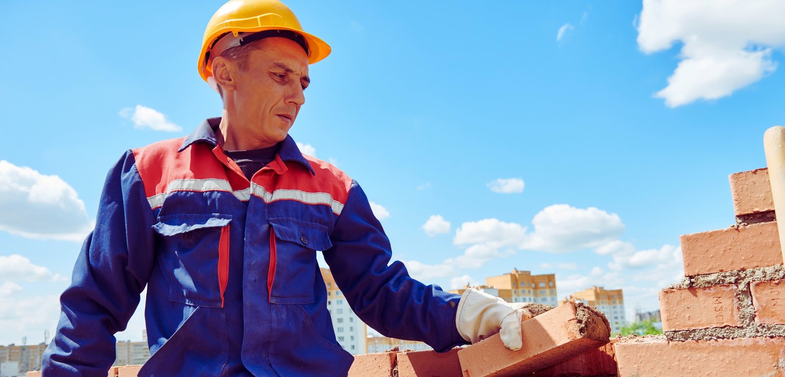 Are Brick Layers Paid Hourly, Daily, or Per Job?