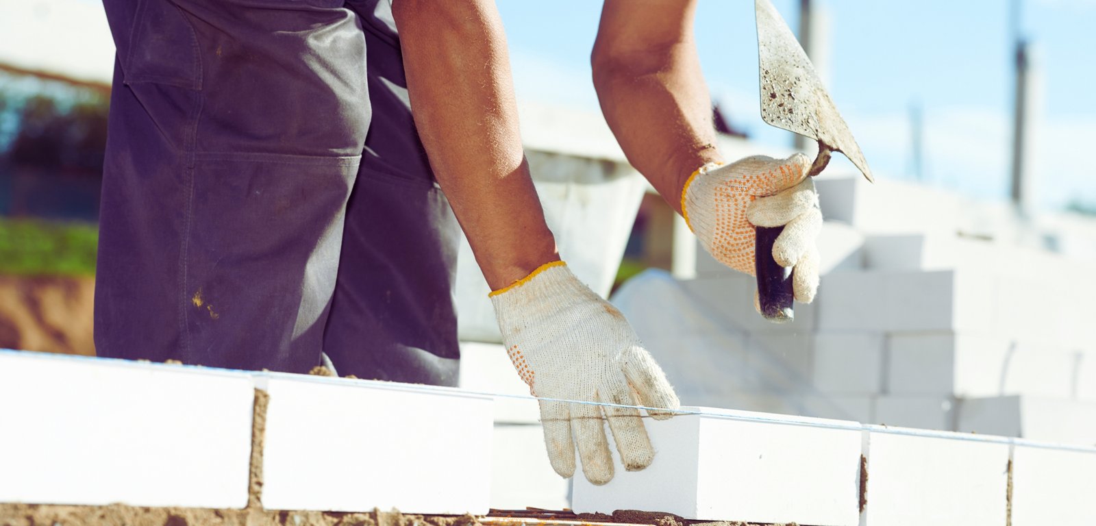 Do Location and Experience Work Together to Affect Pay