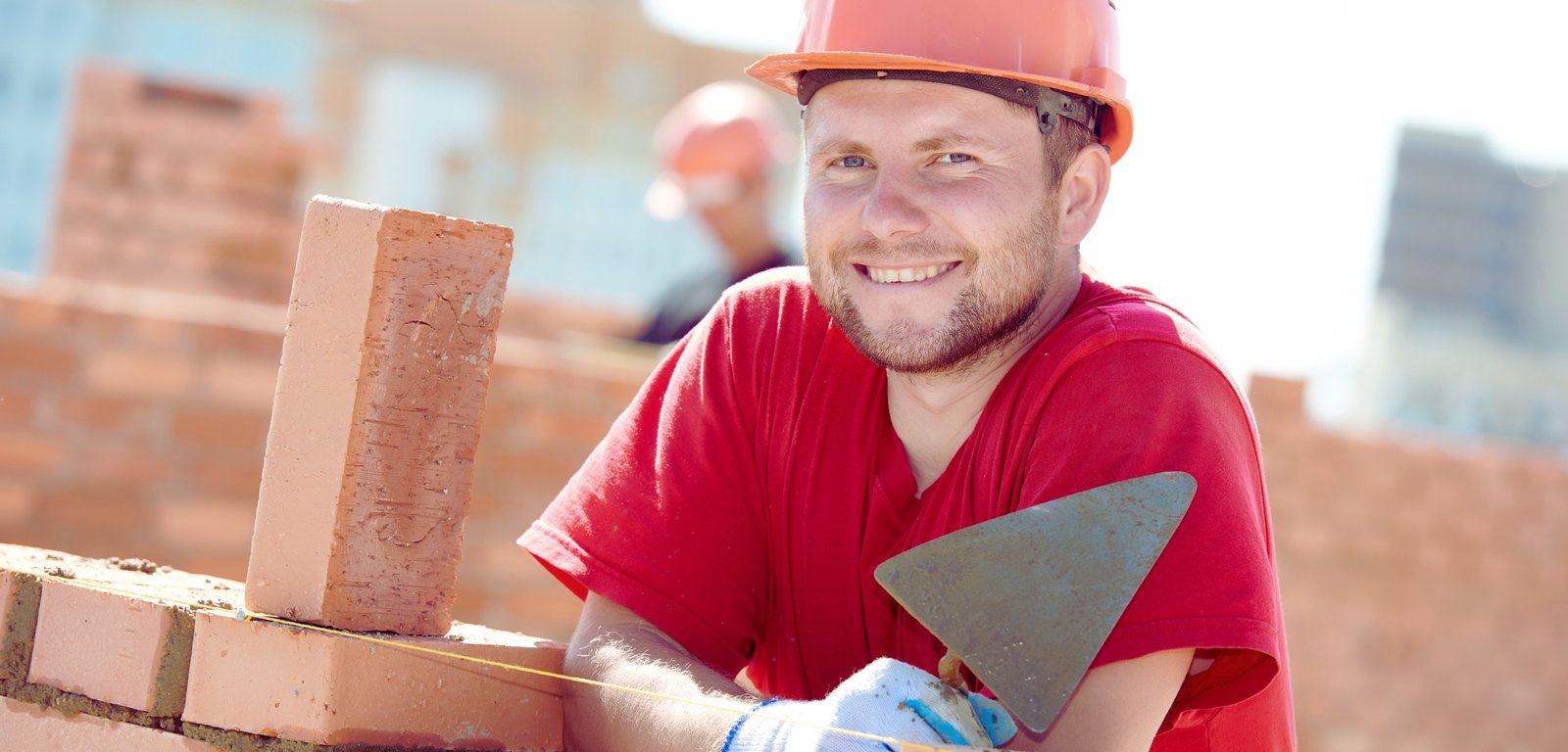 How Much Do Bricklayers Earn Per Hour or Day