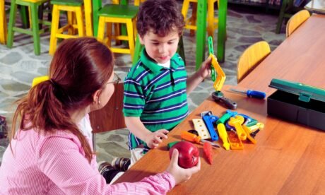 How to Become a Teaching Assistant in the UK