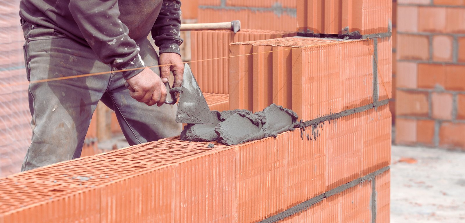 What Are the Highest-Paying Brick Layer Roles?