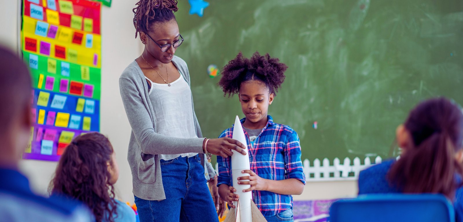 What Does a Teaching Assistant Do Day to Day?
